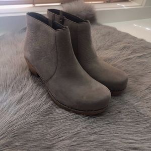 Dansko Women's Maria Boot in Taupe Nude Nubuck